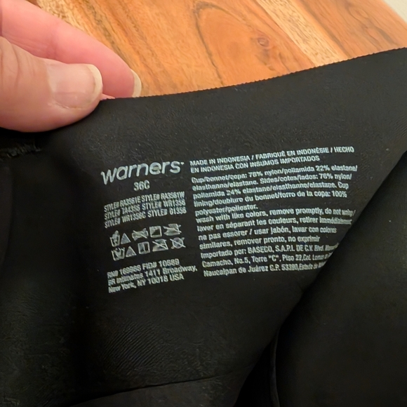 Warners Blissful Benefits Bra Black Smoothing Underwired Lightly Lined 36C NWOT - Picture 4 of 4